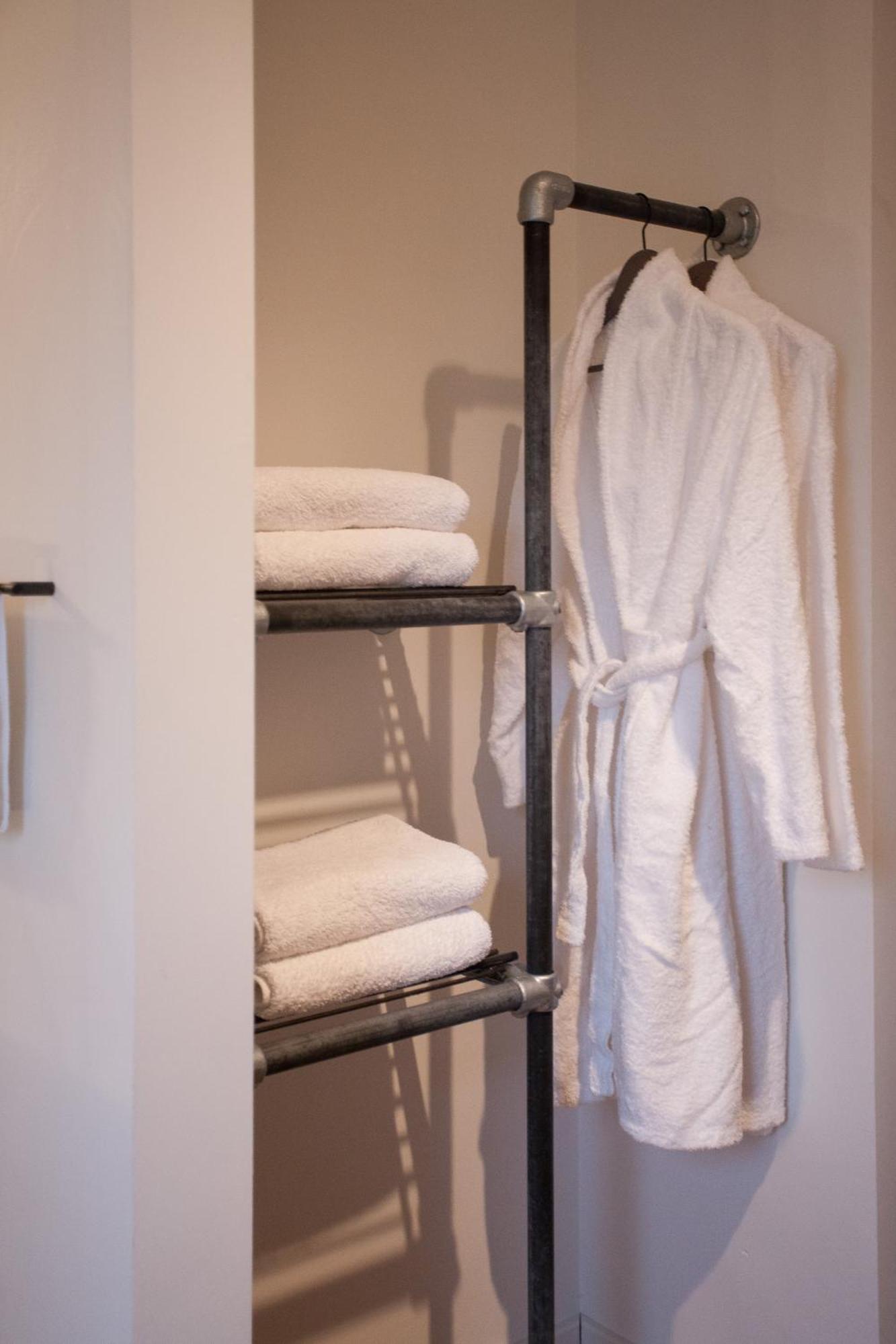 Gasterij Landschot Bed & Breakfast 3*